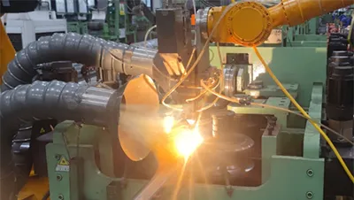Kausa Tinggi Laser